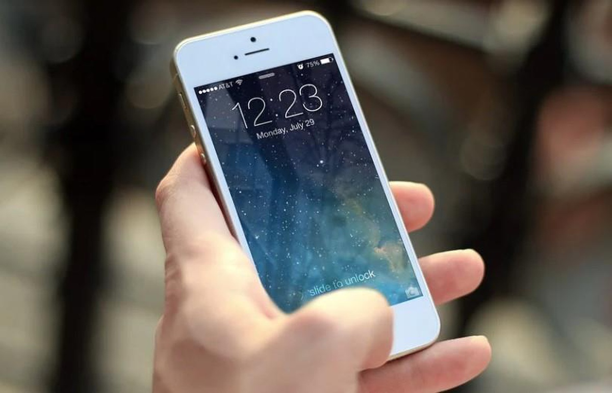 Rüyada telefon görmek ne demektir? Rüyada telefon satın almak, telefon kaybetmek, telefon bulmak, telefonla konuştuğunu görmek ne anlama gelmektedir?