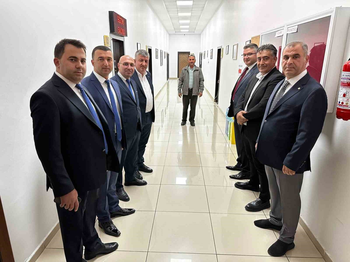 Lütfi Bora, Tokat Ticaret Borsası başkanlığına 155 oyla yeniden seçildi