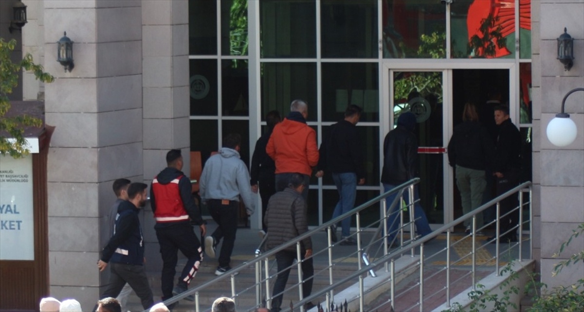 Sinop Boyabat'ta işçinin ölümünde 4 zanlı taksirle ölüme neden olma suçundan tutuklandı