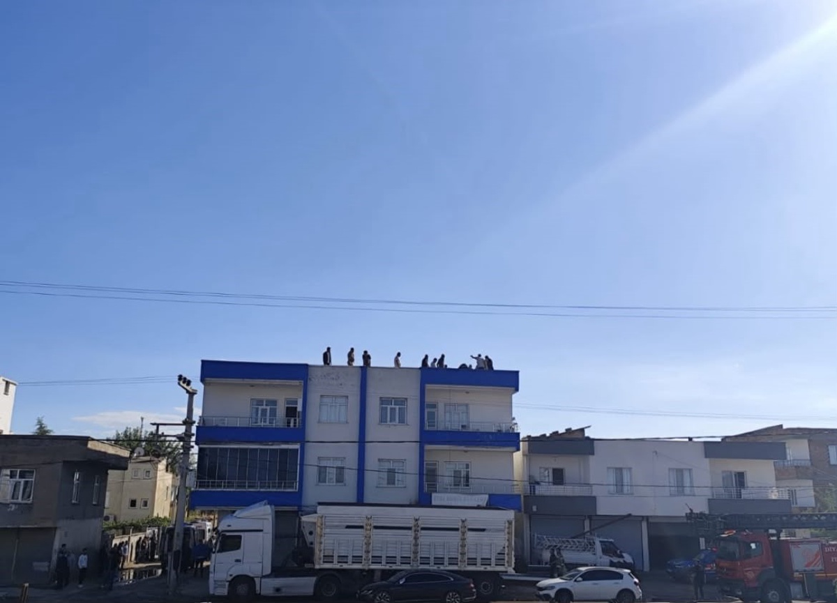 Diyarbakır Bismil'de kaynak ustası hayatını kaybetti, 2 çırağı ağır yaralandı