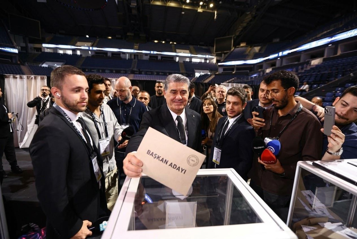 Beşiktaş Başkanı Serdal Adalı: Temizlik tamamlanana kadar ligler ertelenmeli