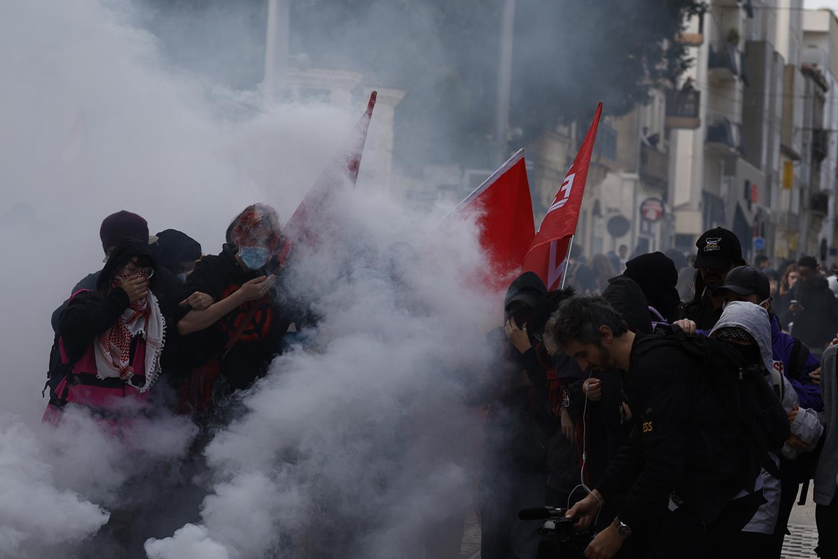 Fransa Adalet Bakanı: Eylemlerdeki hasarların bedelini veliler ödesin