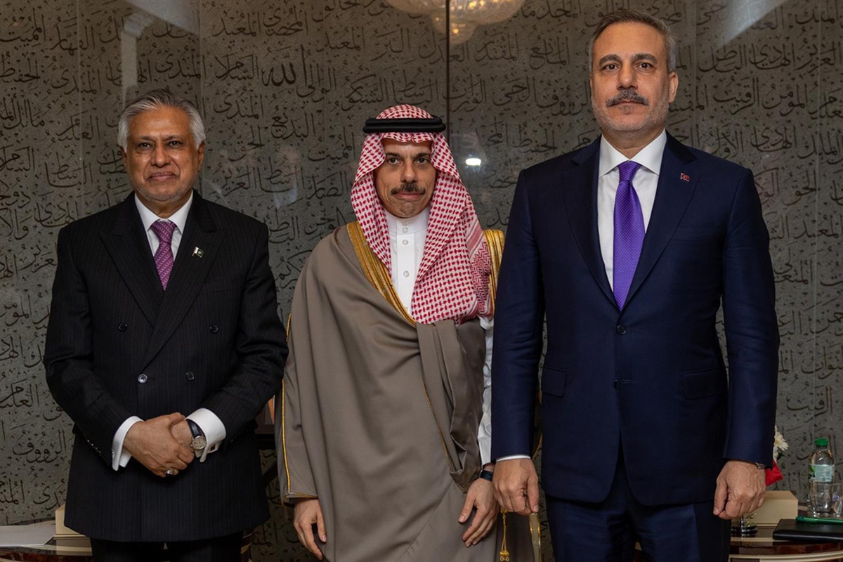Mekke Savunma İttifakı, Riyad'da toplandı! Olağanüstü zirve sonrası ilk açıklama