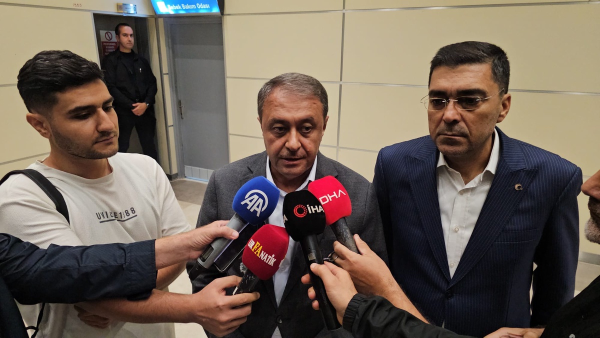 Ankara'dan Şanlıurfa'ya gelen uçakta patlayıcı bulunmadı, hava trafiği normale döndü
