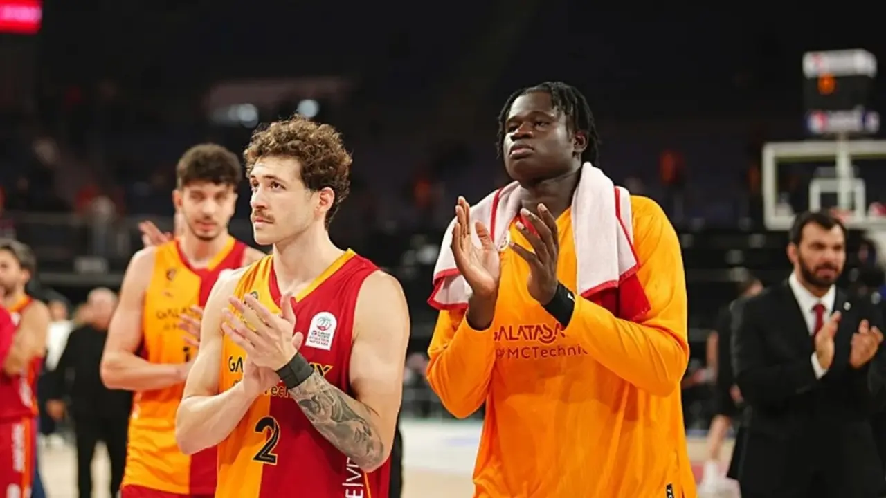 Galatasaray Şampiyonlar Ligi'nde parkeye çıkıyor!