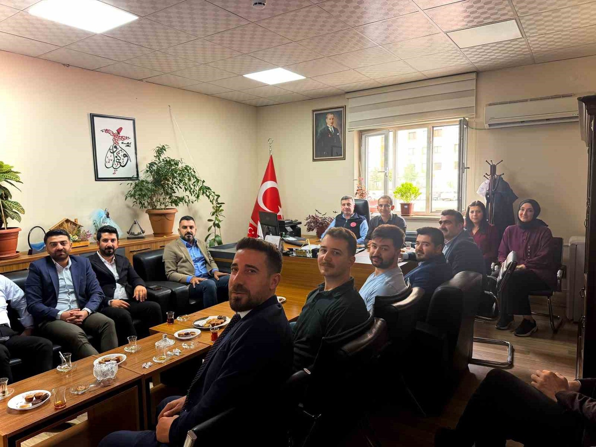 Şırnak'ta hastane başhekimleri MHRS verimliliği ve kaliteyi görüştü