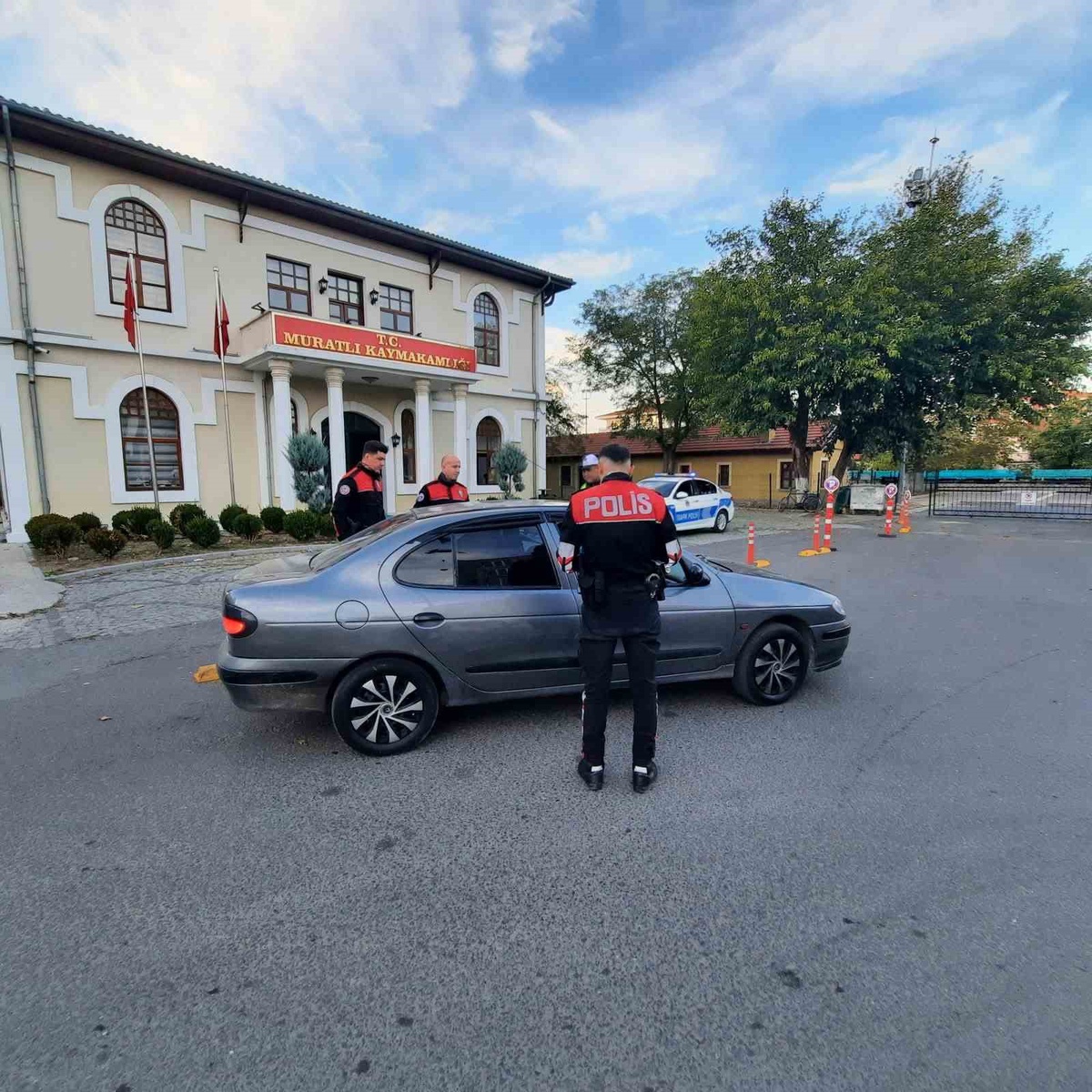 Tekirdağ Muratlı'da polis, Yunus destekli asayiş ve trafik denetimi yaptı