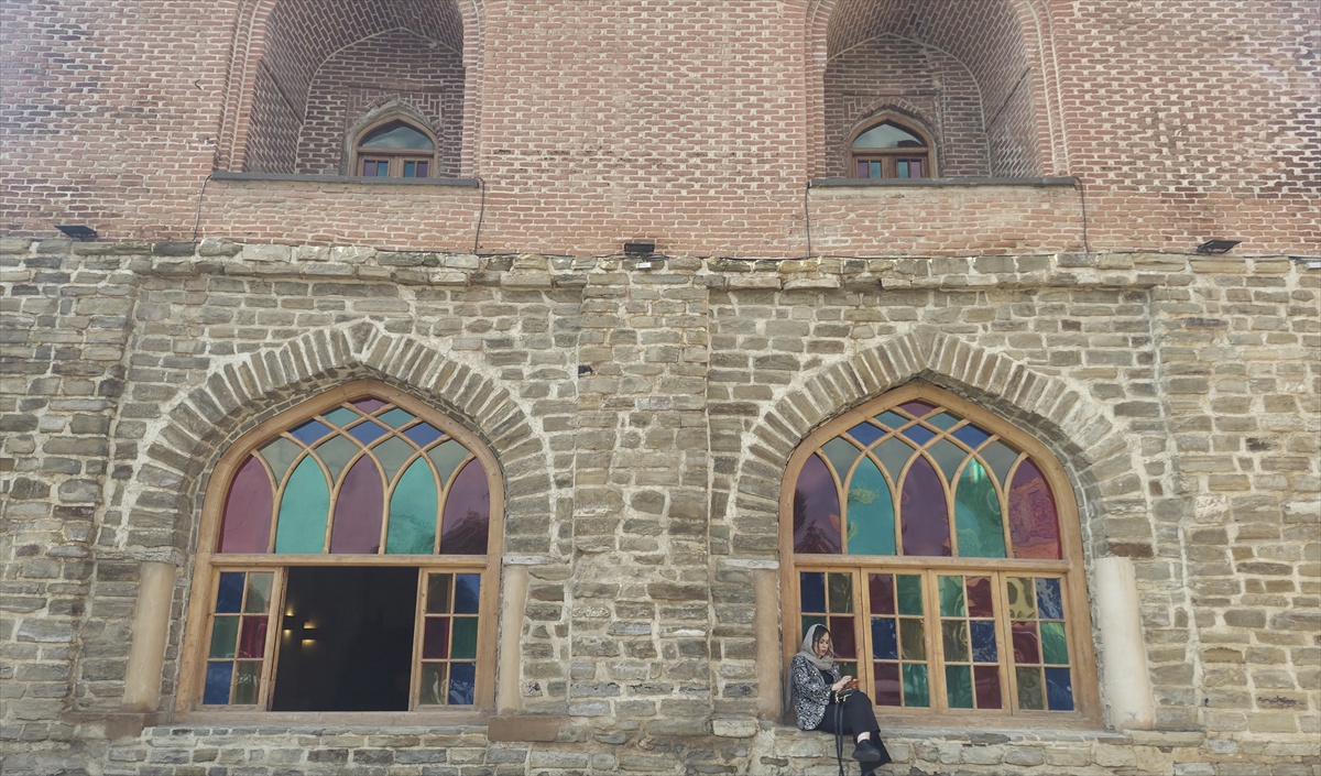 İran'ın Urumiye kentindeki Ulu Camii, Selçuklu'dan Kaçar'a izler taşıyor