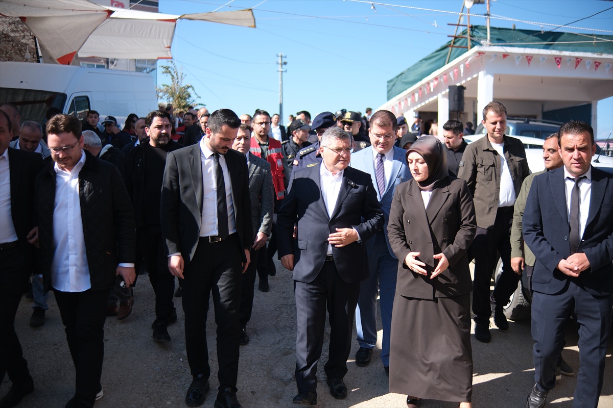 Sinop Boyabat'ta panayır törenle açıldı, Vali Özarslan kültürün önemini vurguladı