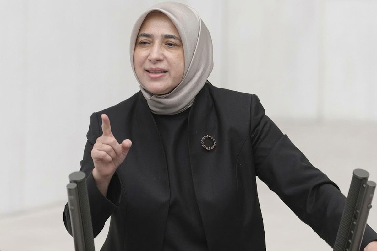 AK Partili Özlem Zengin'den 'fon krizi' çağrısı: Listenin tamamının açıklanmasını istiyorum