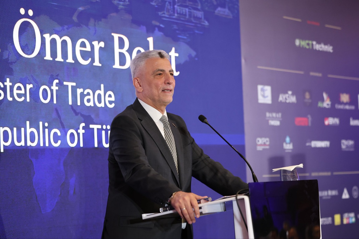 Ticaret Bakanı Bolat, Türkiye-ABD ticaretinde 100 milyar dolar hedefini açıkladı