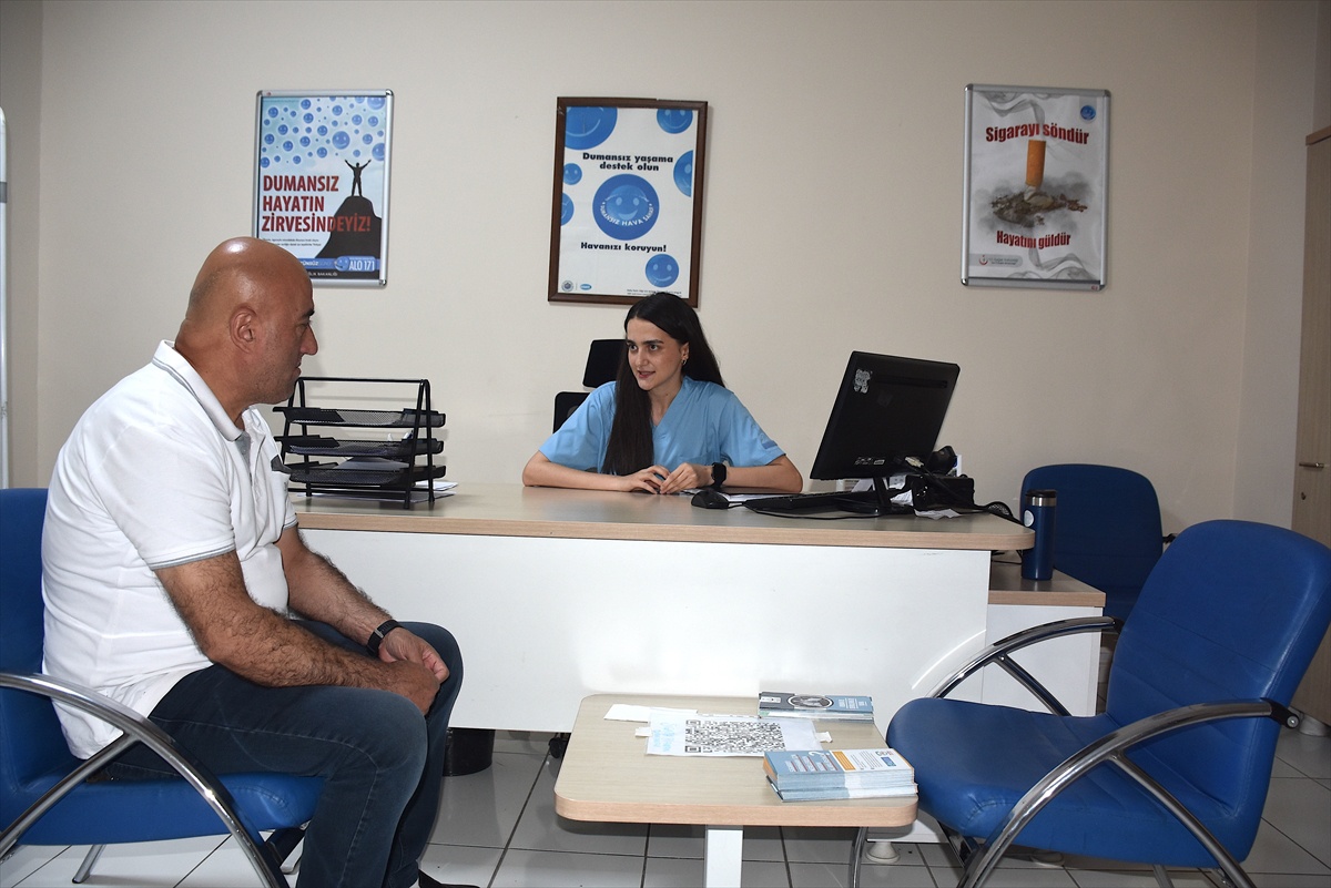 [BELEDIYE · Diyarbakır] Van ve Diyarbakır'da uzman desteğiyle sigarayı bırakan iki kişi sağlığına kavuştu