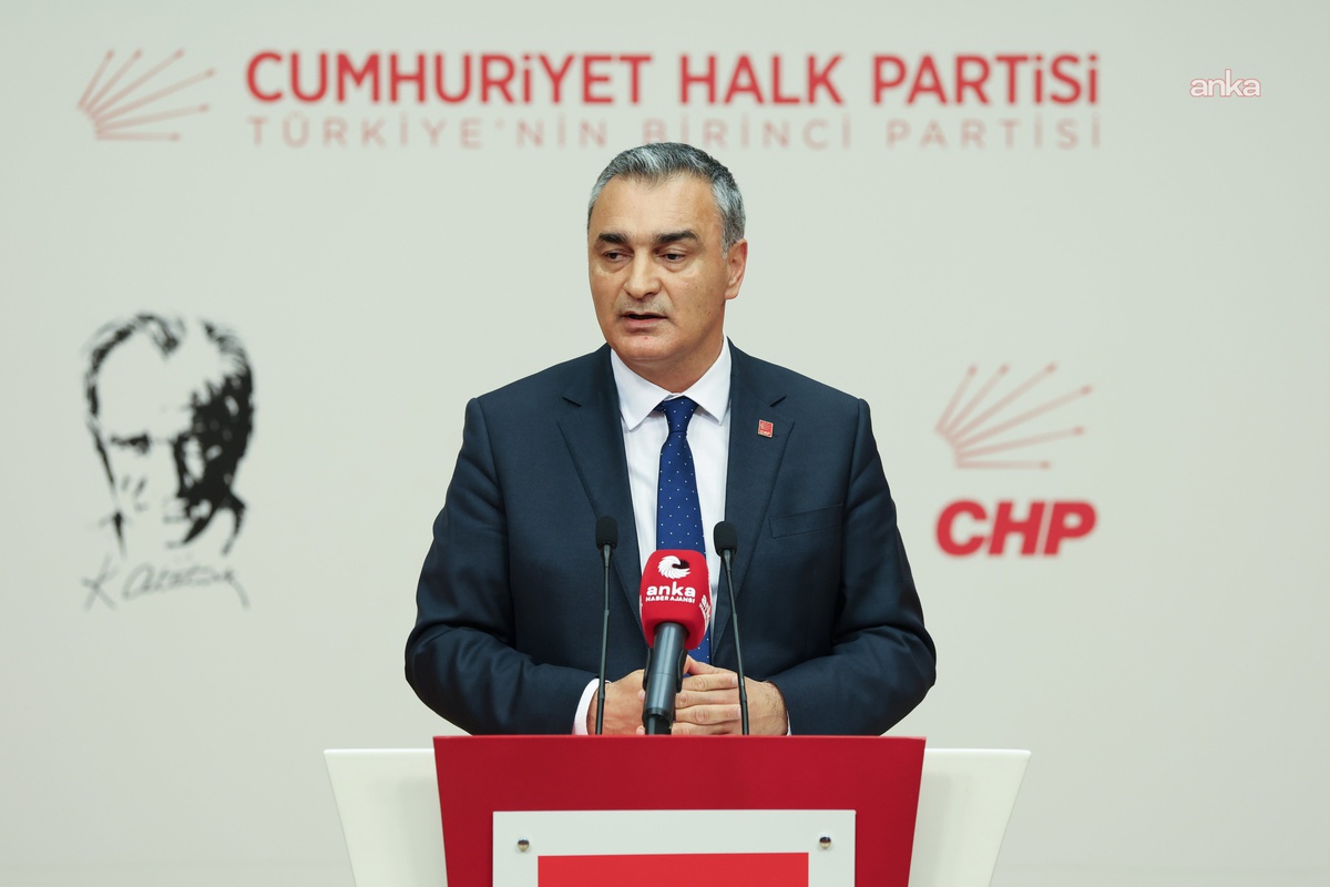 CHP Sözcüsü Müslim Sarı, İstanbul Maltepe'deki çöken binada can kaybı olmamasını istedi