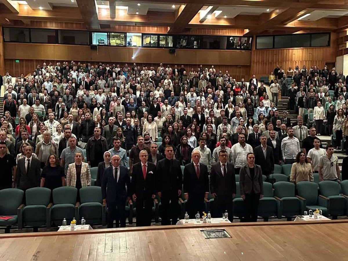 Muğla'da kamu personeline dezenformasyon ve yapay zeka eğitimi başladı