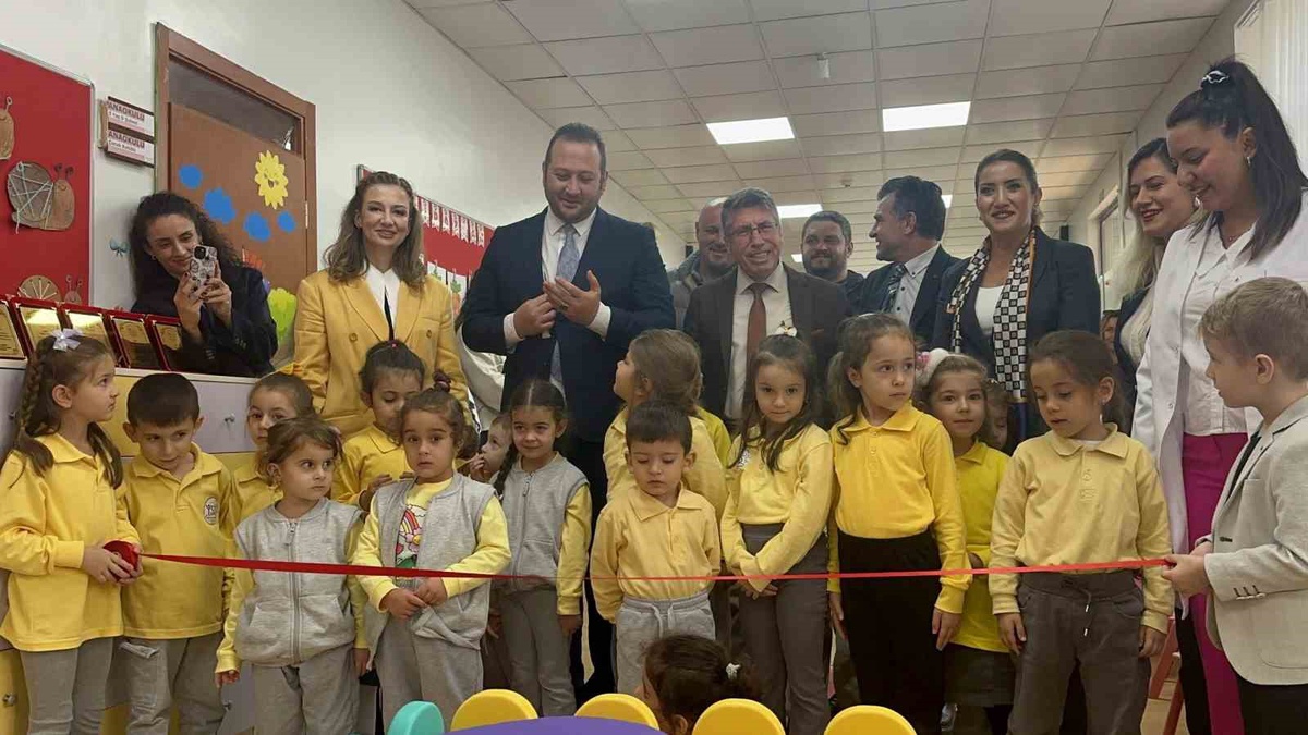 Tekirdağ Muratlı'da Yavuz Sultan Selim Anaokulu'nun yeni kütüphanesi açıldı