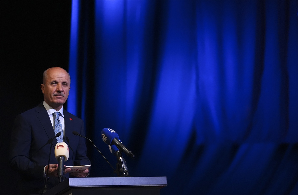 YÖK Başkanı Özvar, pilot mesleki eğitim modelini tüm üniversitelere yayacak
