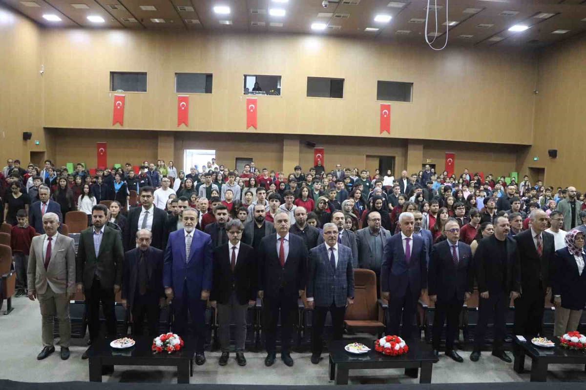 Karaman'da TÜBİTAK destekli Bilim Şenliği başladı, 10 Ekim'e kadar sürecek