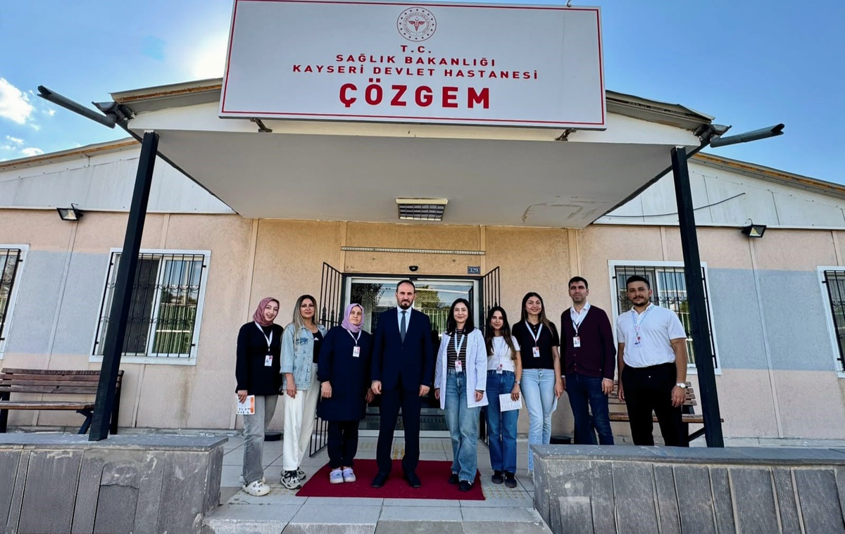 Kayseri Devlet Hastanesi ÇÖZGEM, otizmli çocuklara ücretsiz terapi sunuyor