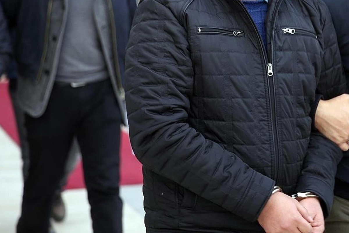 Kendilerini MİT görevlisi olarak tanıtıp dolandırıcılık yapan 7 şüpheli yakalandı