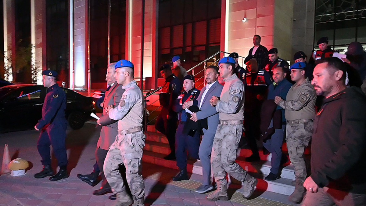 Kırıkkale Yahşihan'da yolsuzluk soruşturmasında Başkanvekili dahil 5 kişi tutuklandı