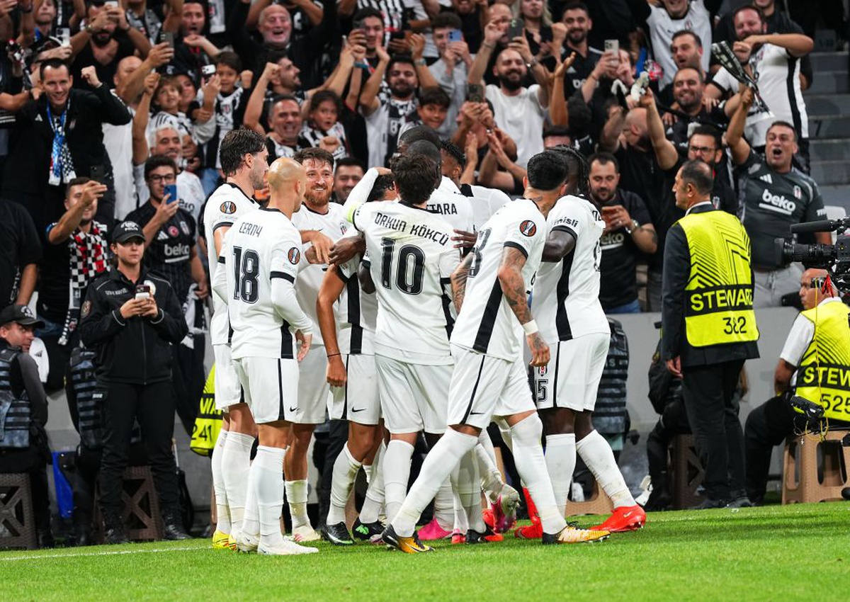 Beşiktaş, yarın Kocaelispor maçıyla 29 günde 8 maçlık yoğun fikstüre başlıyor
