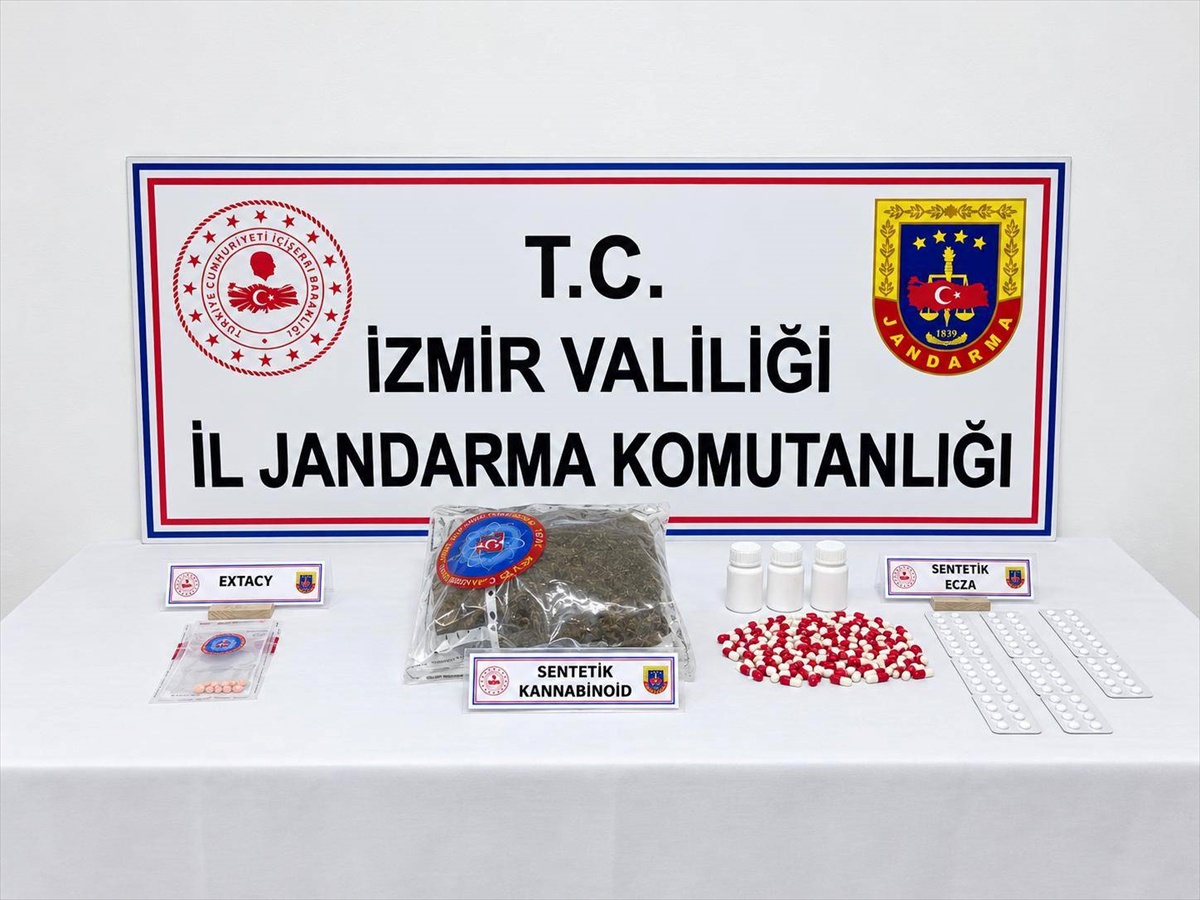 İzmir Torbalı'da evinde 274 sentetik ecza ele geçirilen şüpheli tutuklandı