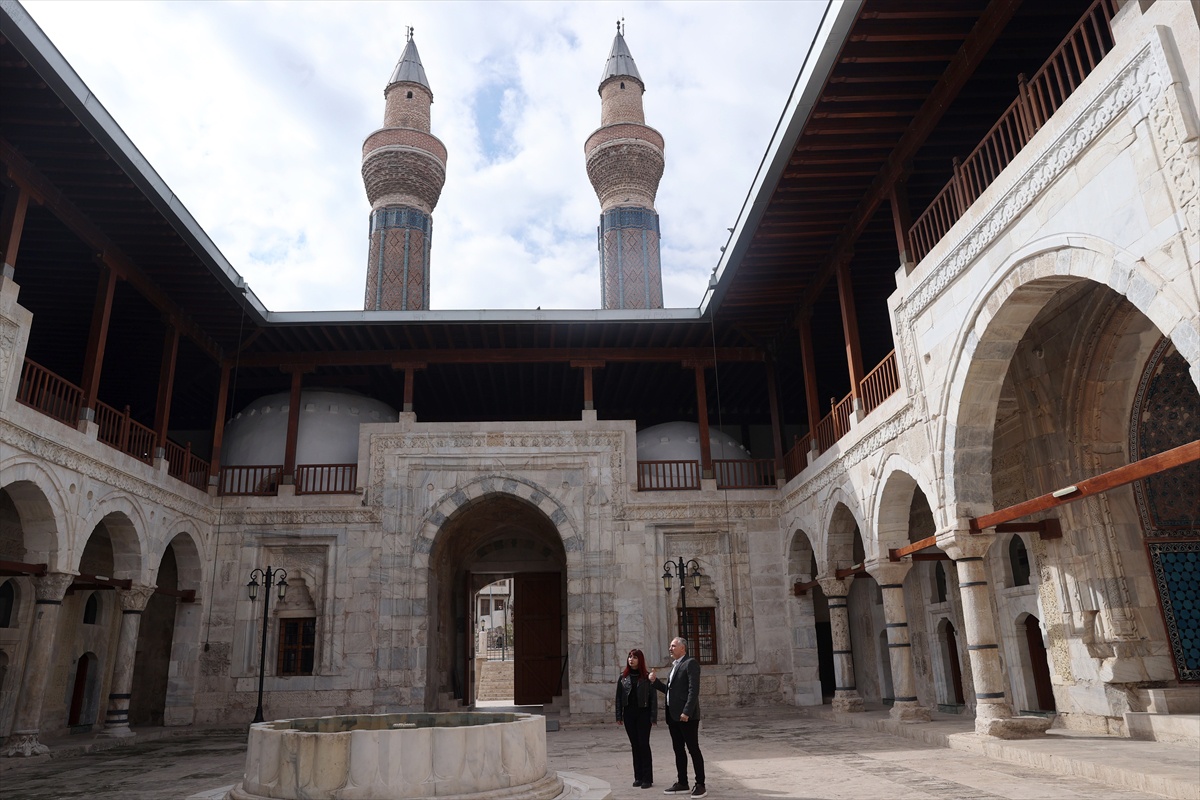 Sivas'taki Gök Medrese'nin 3B dijital ikizi hibrit yöntemle oluşturuldu