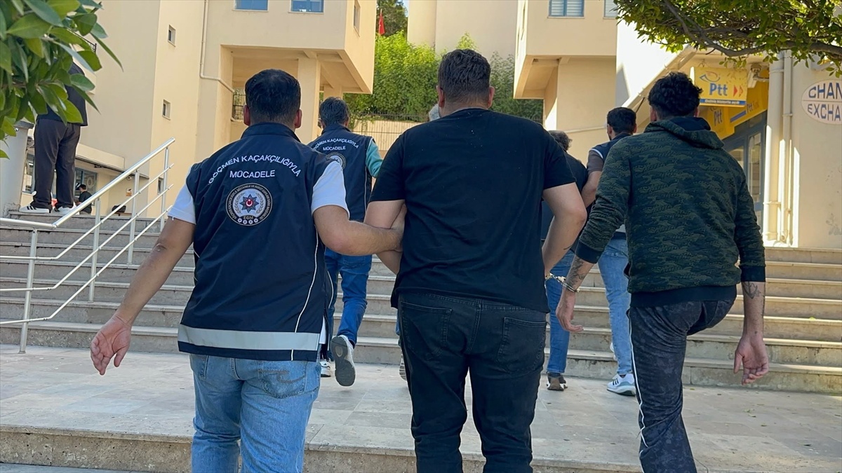 Muğla Marmaris'te göçmen kaçakçılığına yönelik operasyonda 4 şüpheli tutuklandı