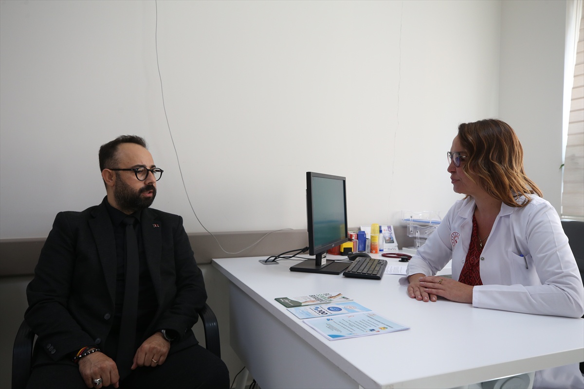 Hatay ve Çanakkale'de sağlık çalışanları sigarayı poliklinikte bıraktı