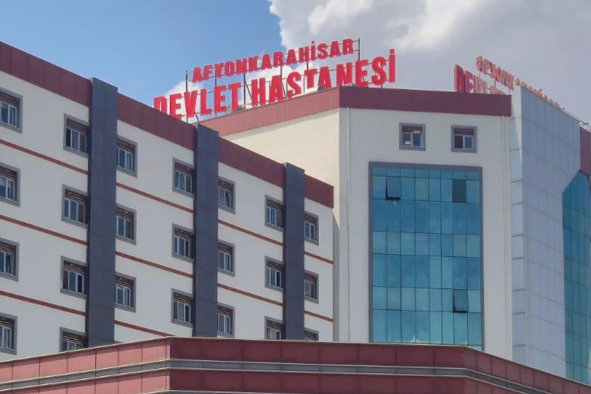 Afyonkarahisar Devlet Hastanesi'nde Kavga: Psikoloğun Eşi Doktoru Darp Etti