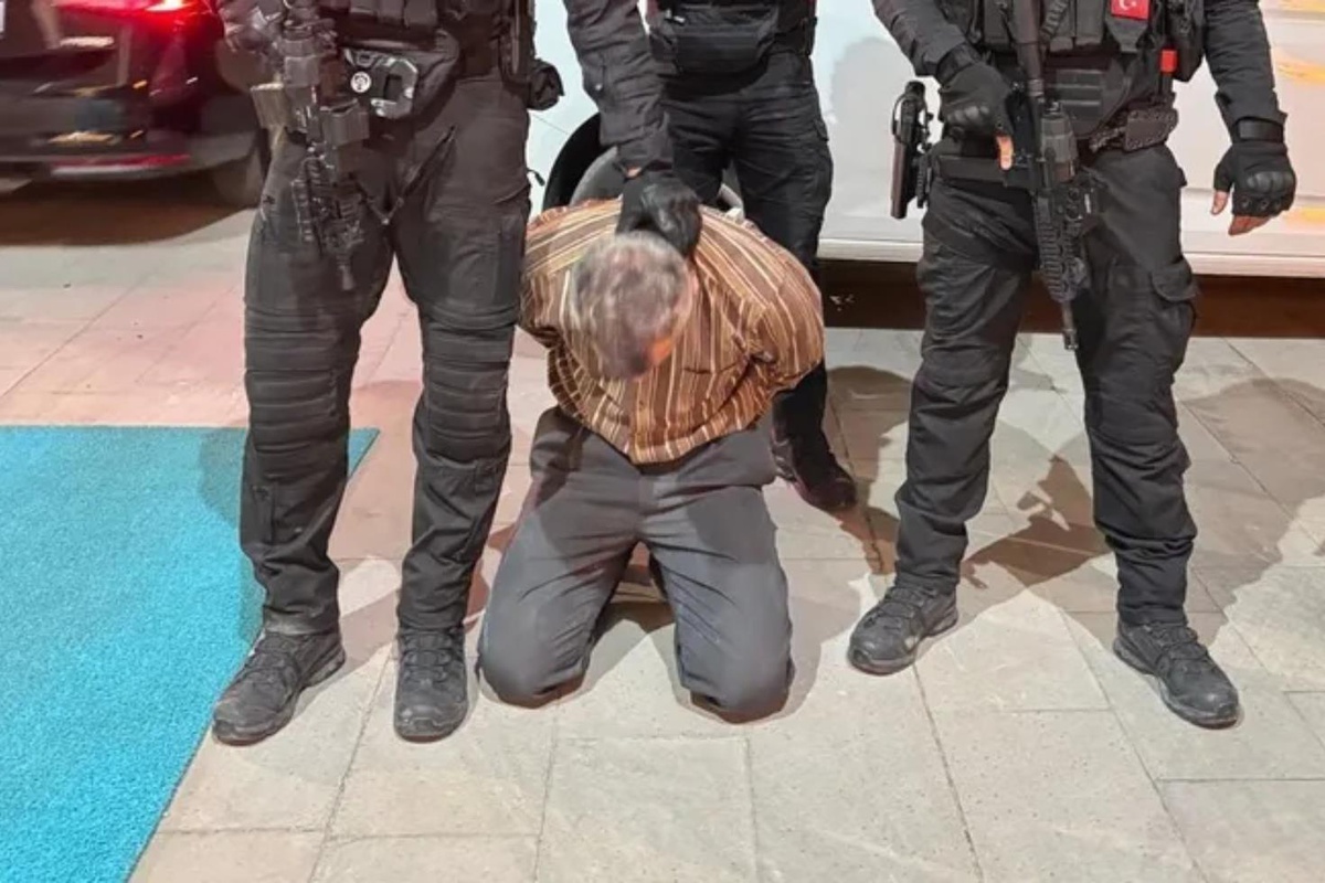 [BELEDIYE · Afyonkarahisar] Cumhurbaşkanı Erdoğan'a suikast timindeydi: İşte hain FETÖ'cüyü ele veren detay