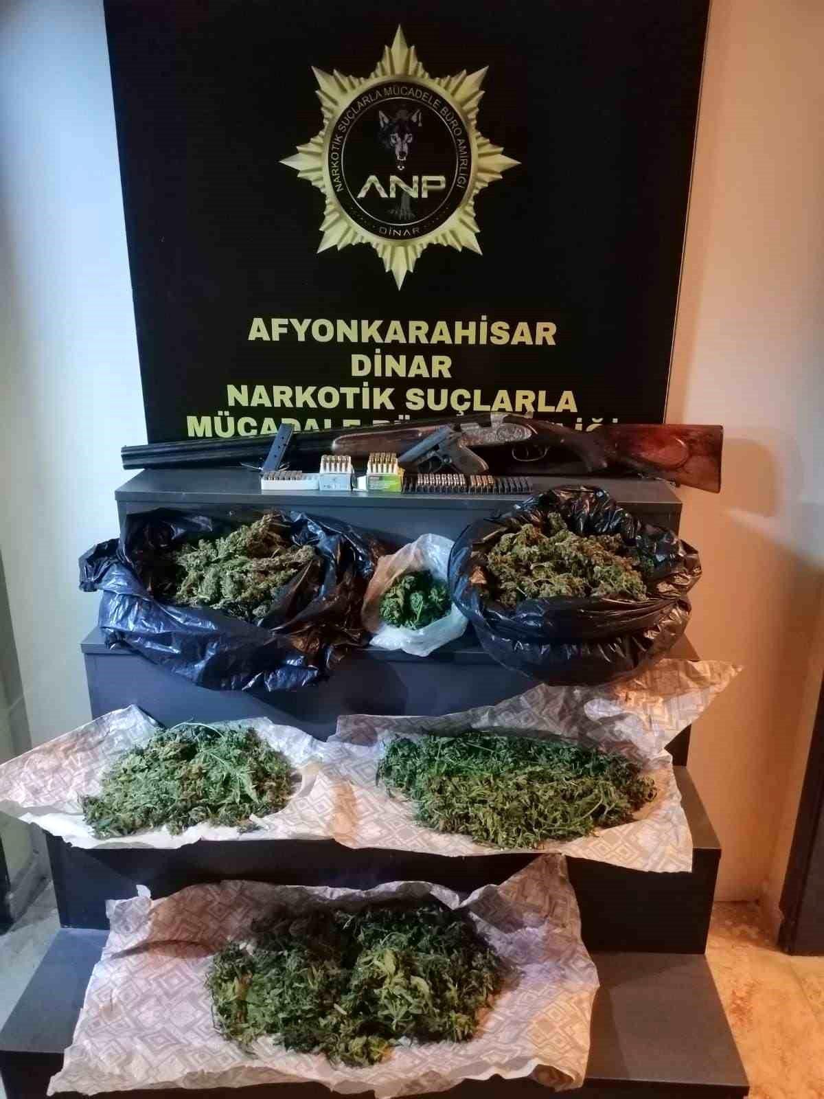 [BELEDIYE · Afyonkarahisar · Başmakçı] Afyonkarahisar'da Uyuşturucu ve Silah Ele Geçirildi