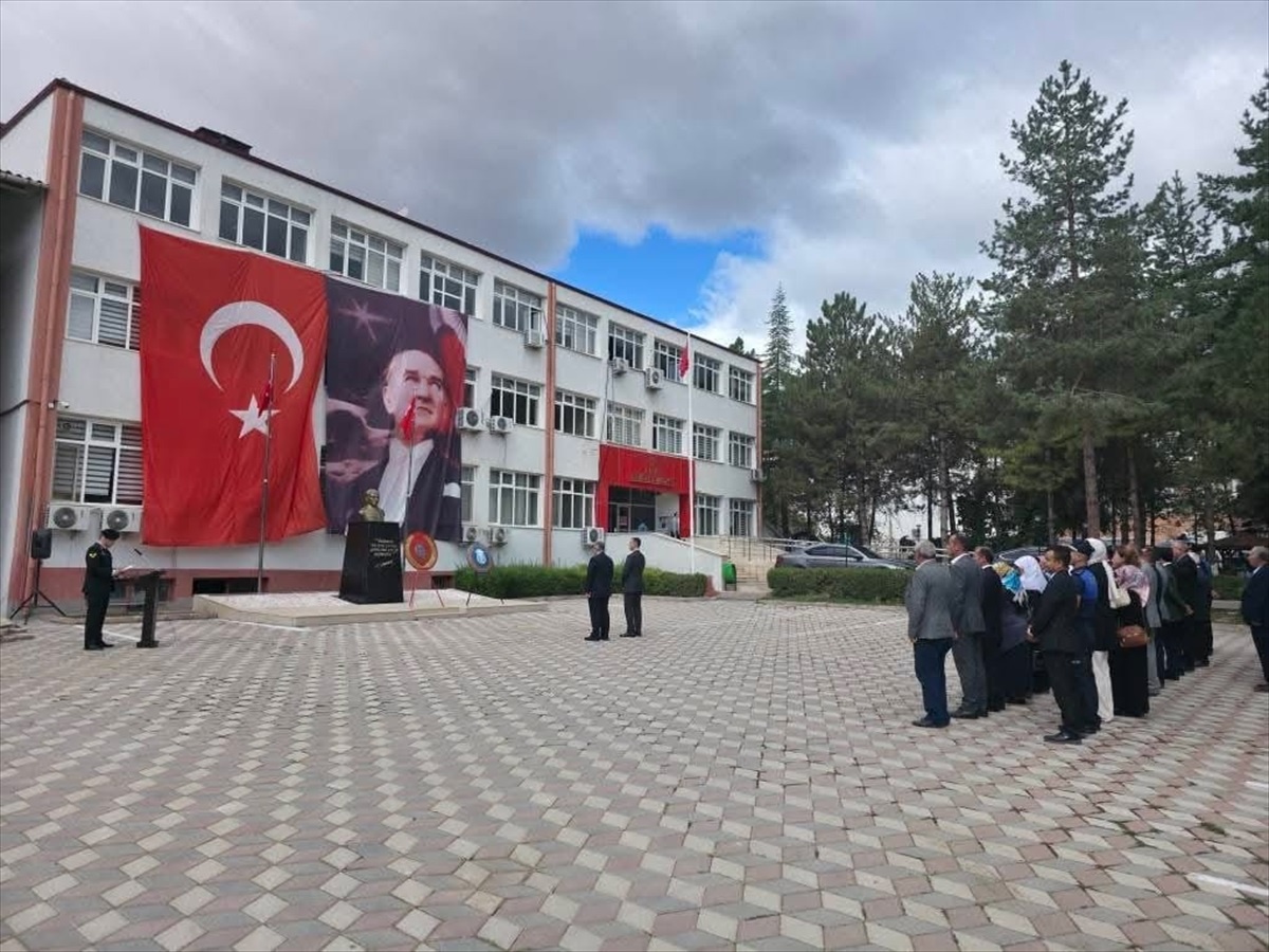 [BELEDIYE · Afyonkarahisar · Bayat] Çorum Bayat'ta Gaziler Günü Töreni Düzenlendi