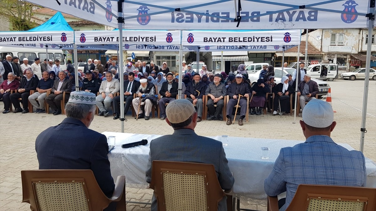 [BELEDIYE · Afyonkarahisar · Bayat] Bayat'ta 38 Kişilik Hac Kafilesi Uğurlandı
