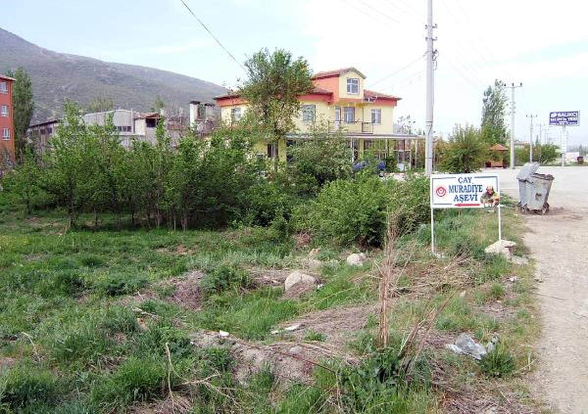 [BELEDIYE · Afyonkarahisar · Çay] Afyonkarahisar'da Erkek Çocuğuna Tecavüz İddiası (2)