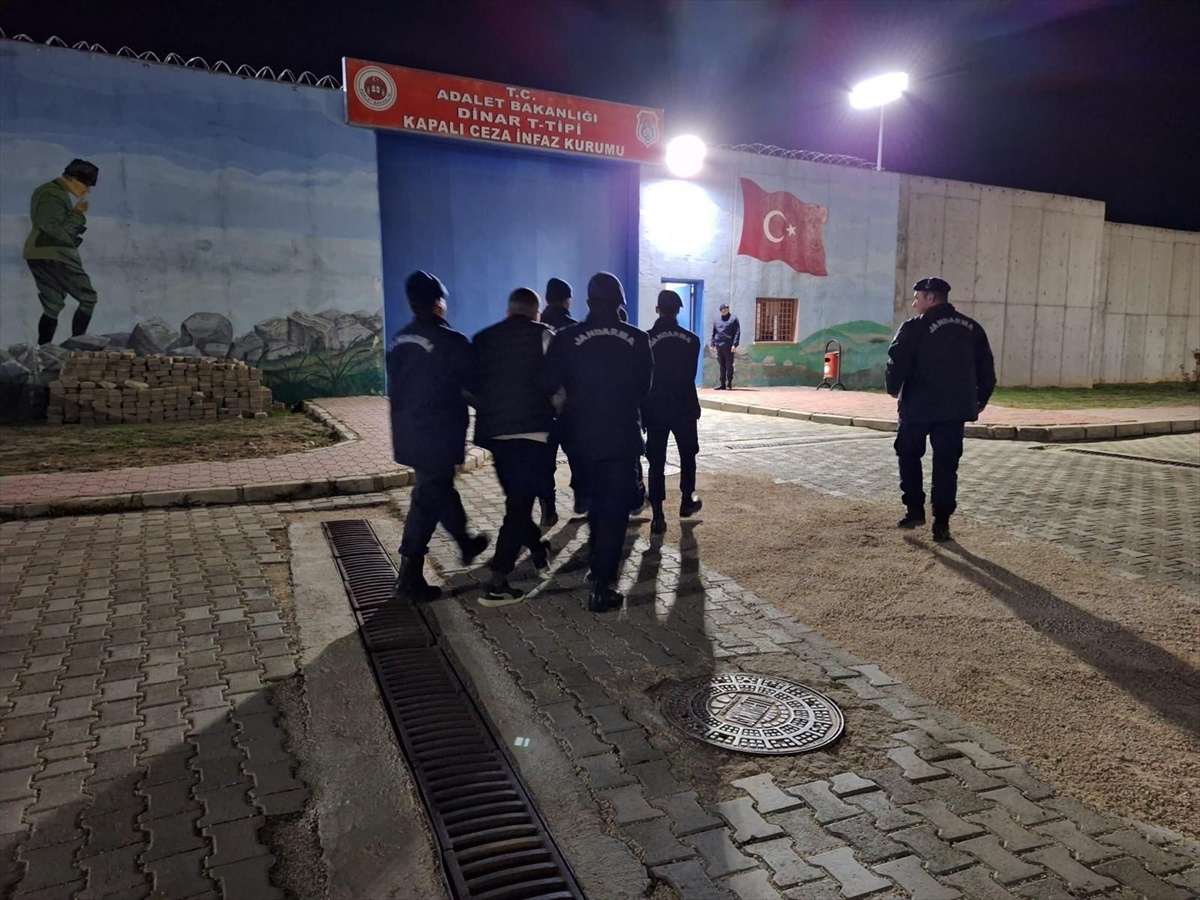 [YEREL / KAMU · Afyonkarahisar · Dazkırı] Afyonkarahisar'da Evden Hırsızlık Yapan Şüpheliler Tutuklandı