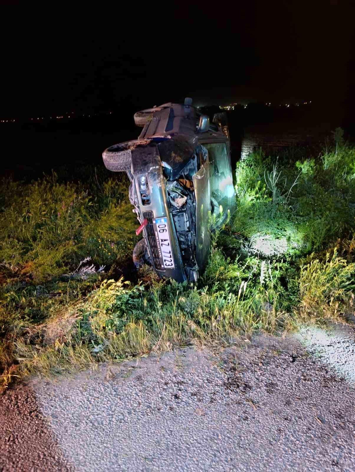 [YEREL / KAMU · Afyonkarahisar · Emirdağ] Afyonkarahisar'da Feci Kaza: 27 Yaşındaki Genç Hayatını Kaybetti