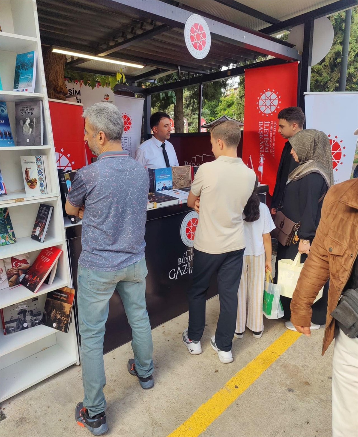 Gaziantep festivalindeki İletişim Başkanlığı standı vatandaşlardan ilgi gördü