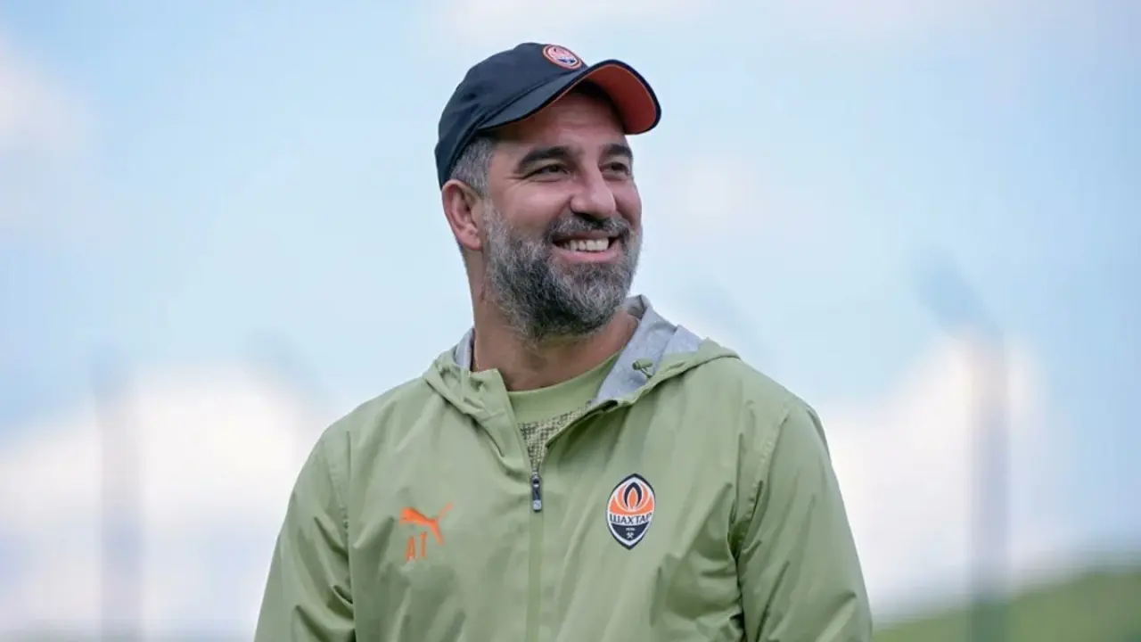 Herkes Arda Turan bekliyordu! Milli Takım için sürpriz teknik direktör