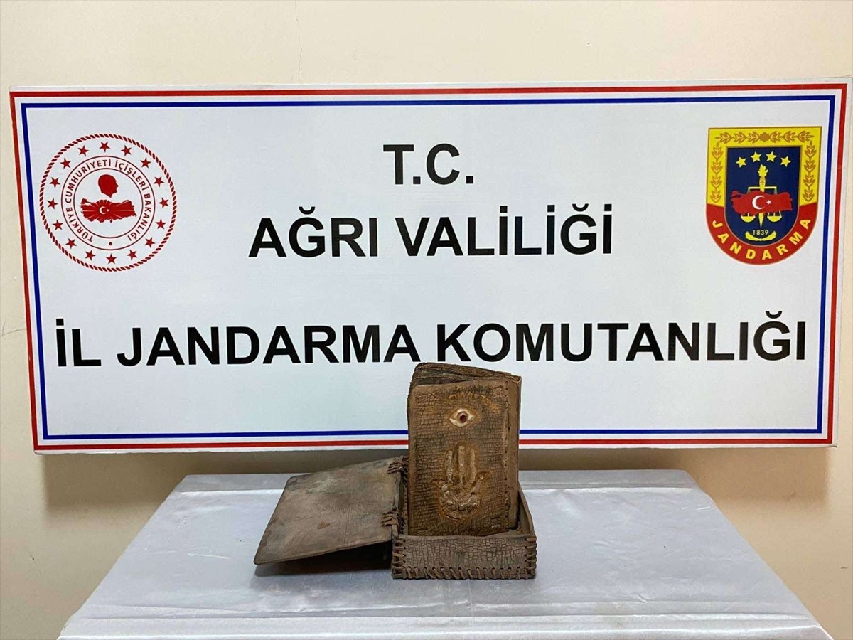 [YEREL / KAMU · Ağrı · Hamur] Ağrı'da 1000 Yıllık İbranice El Yazması Kitap Ele Geçirildi