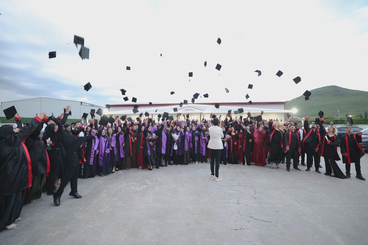[BELEDIYE · Ağrı · Patnos] AİÇÜ’nün Patnos yerleşkesinde mezuniyet coşkusu yaşandı