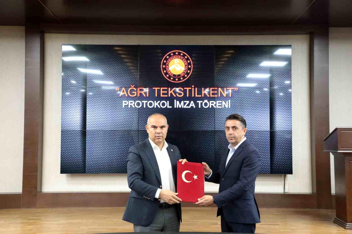 [BELEDIYE · Ağrı · Tutak] Ağrı'da Yeni Tekstil Tesisleri İçin Protokol İmzalandı