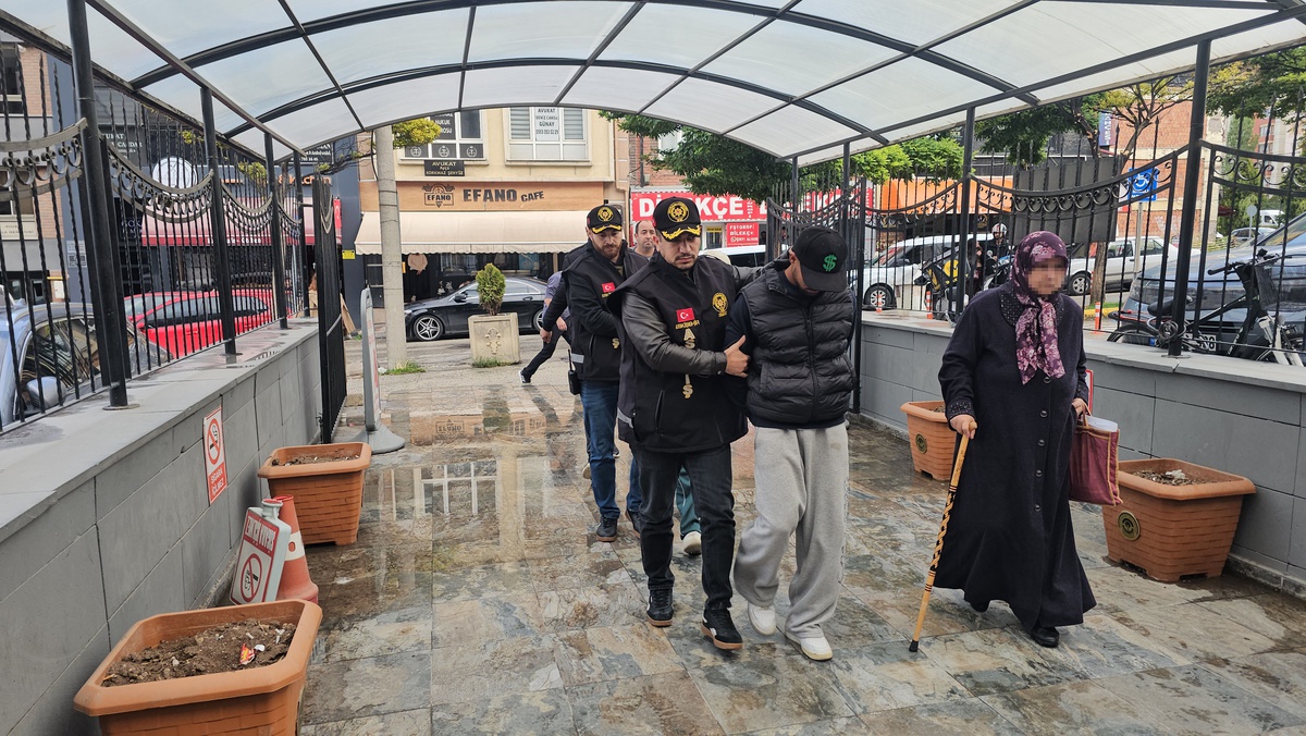 Eskişehir'de pompalı tüfekle yaralanan F.A. olayında 2 şüpheli tutuklandı