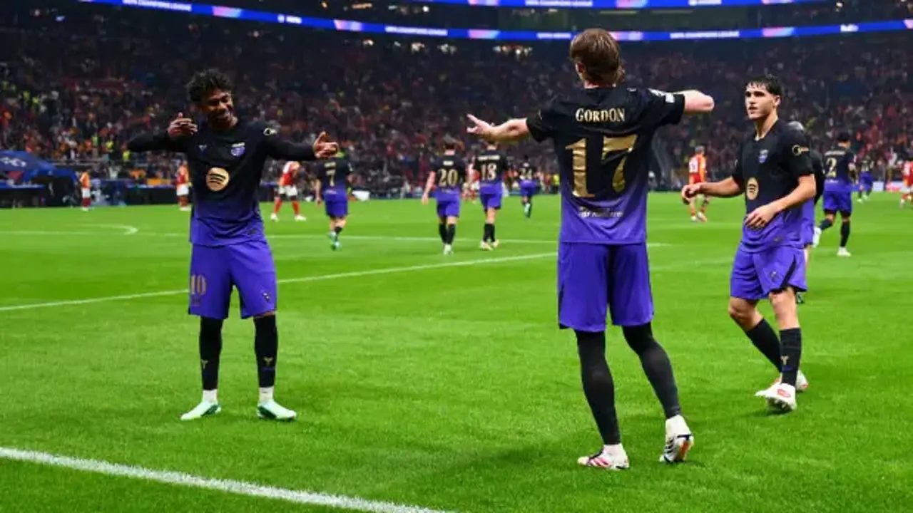 Barcelona gol olup yağdı! Aslan'ın Avrupa gecesi kâbusa döndü