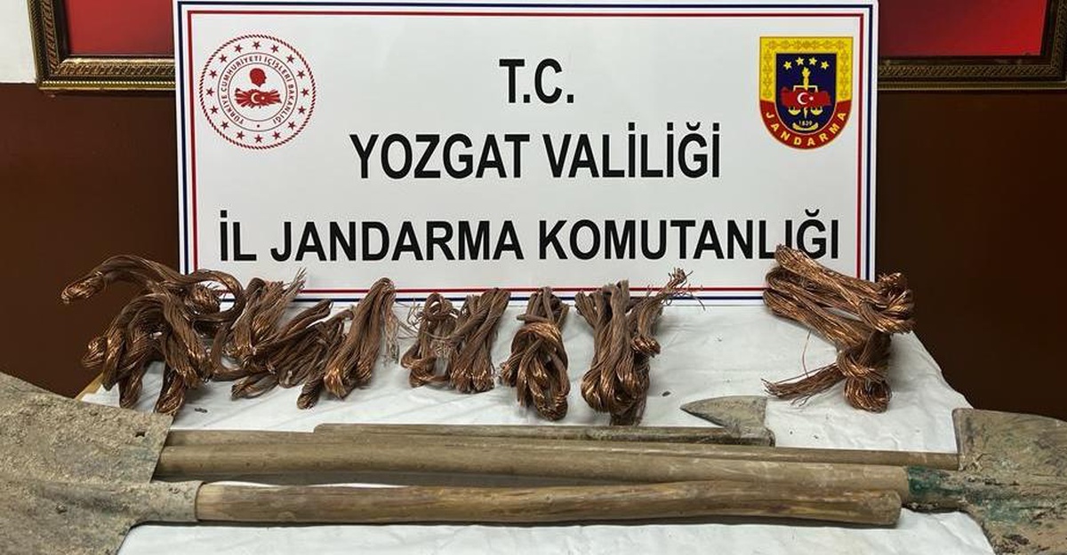 [YEREL / KAMU · Yozgat · Çayıralan] Yozgat'ta kablo hırsızlığı şüphelisi 2 kişi tutuklandı