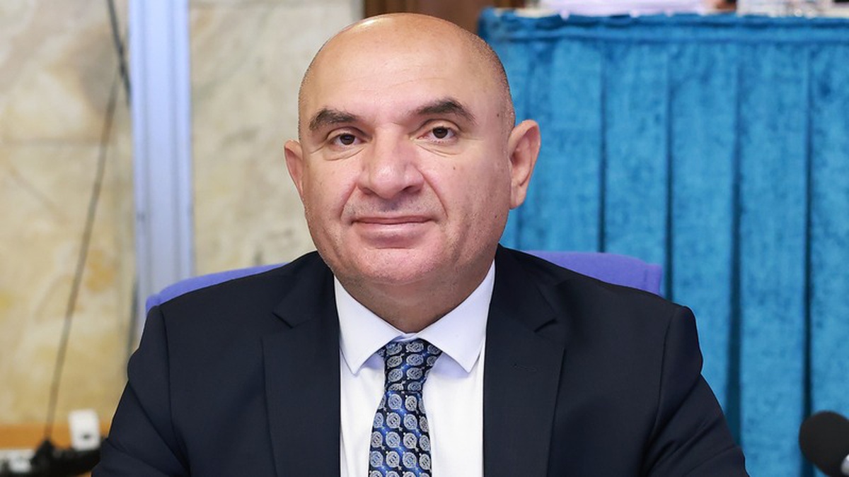 CHP'li Tarhan, Halk TV'ye kayyım atanmasını basın özgürlüğüne müdahale saydı