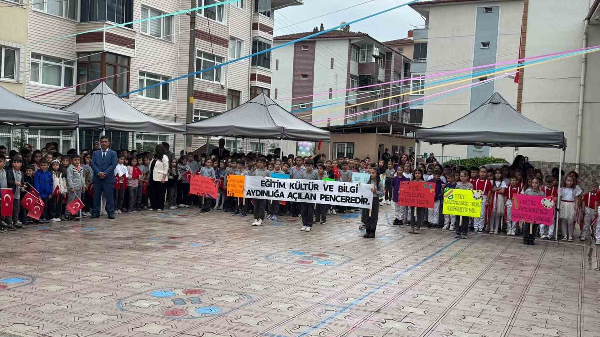 [BELEDIYE · Zonguldak · Alaplı] Alaplı’da İlköğretim Haftası kutlandı