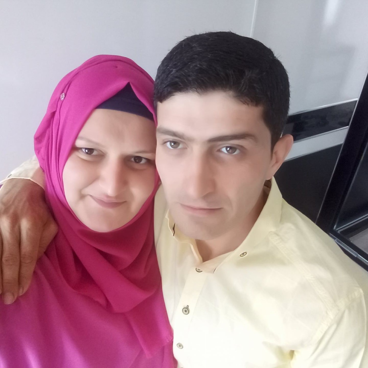 [YEREL / KAMU · Zonguldak · Çaycuma] Zonguldak'ta Eşini Bıçaklayarak Öldüren Adam Gözaltında