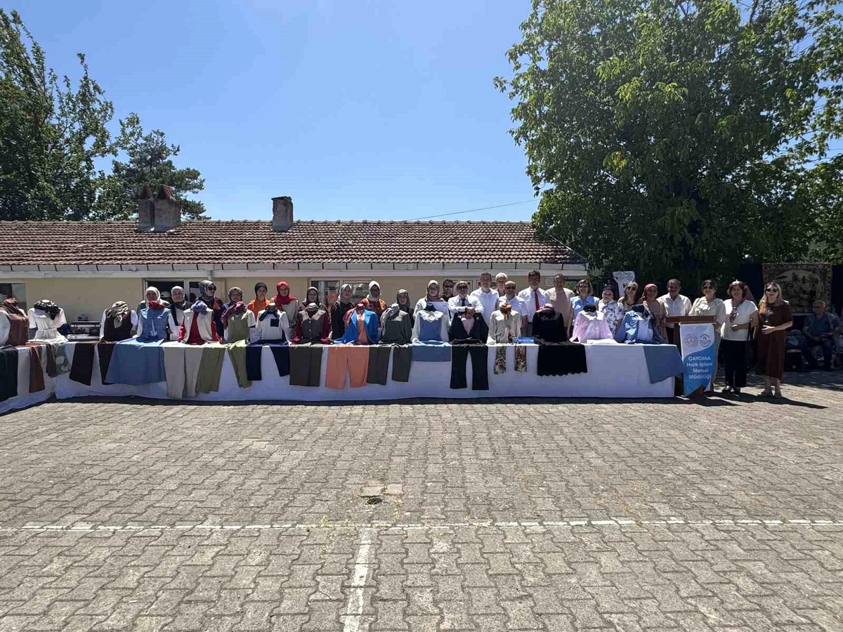 [YEREL / KAMU · Zonguldak · Çaycuma] Güzelyaka Köyü'nde Hayat Boyu Öğrenme Haftası Sergisi Açıldı