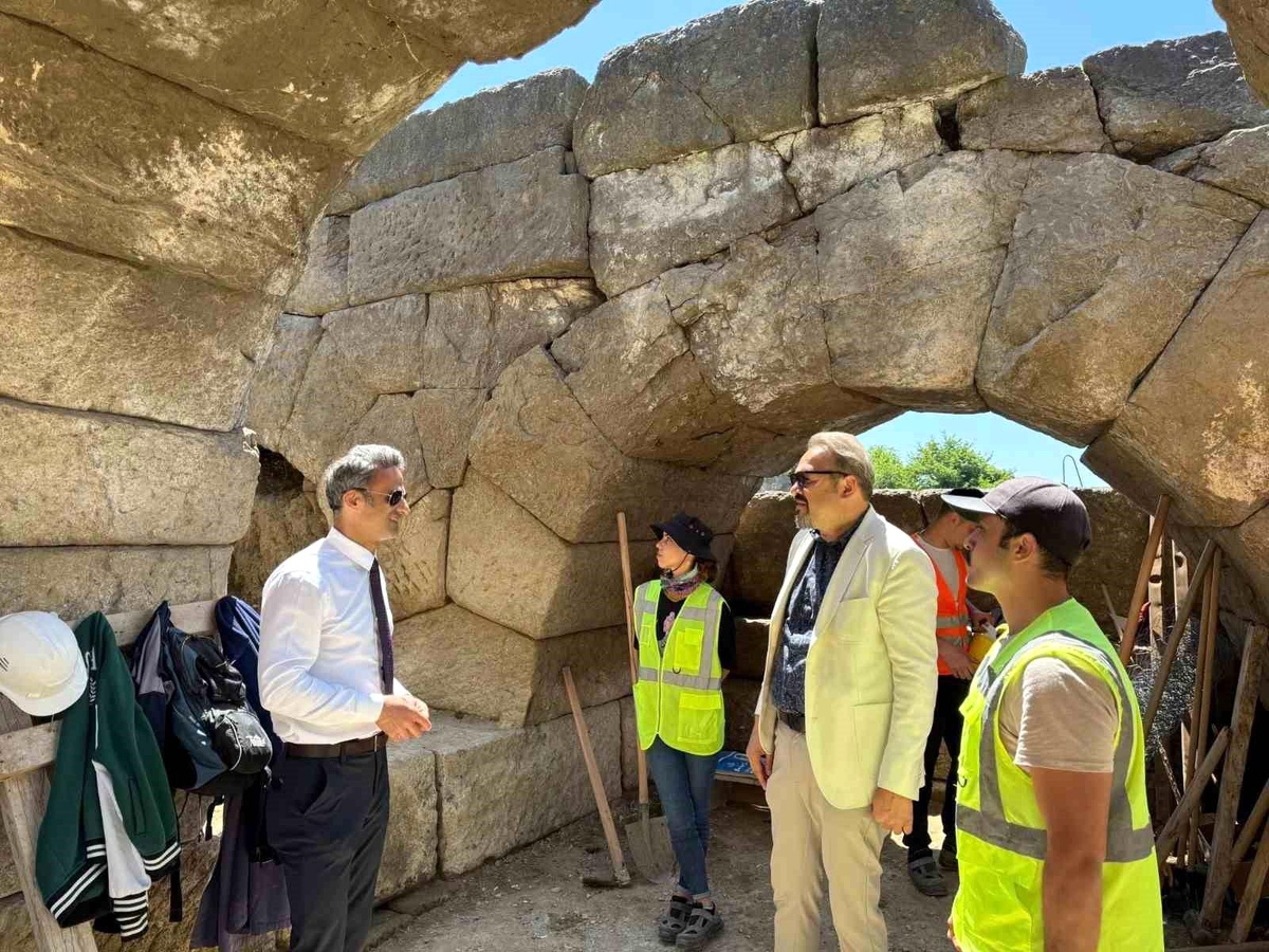 [YEREL / KAMU · Zonguldak · Çaycuma] Tios Antik Kenti Kazı Çalışmaları İncelendi